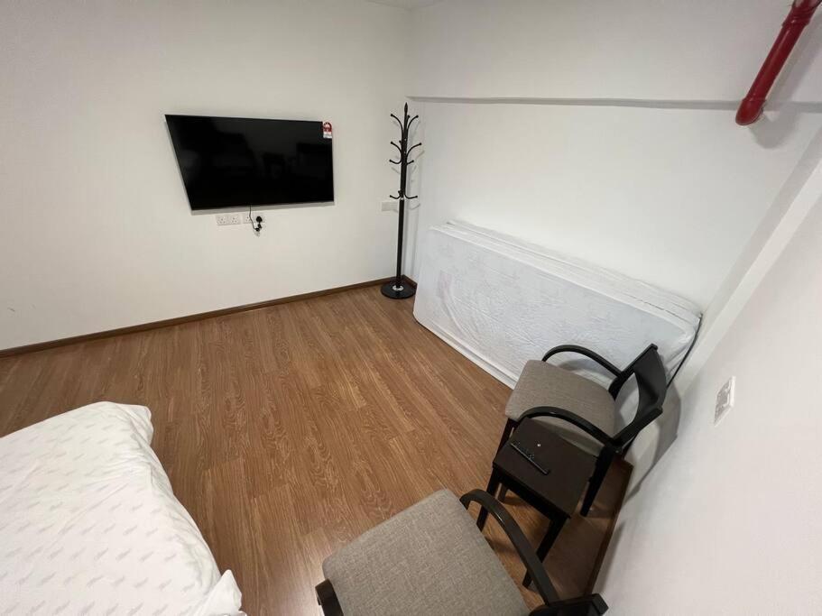 New 6Pax Soho Near Usm & Spice Arena & Airport Apartment Bayan Lepas Bagian luar foto